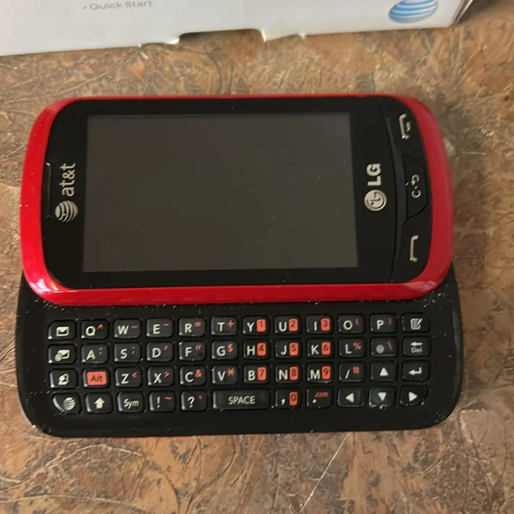 LG Xpression C395 Red Sliding Cell Phone